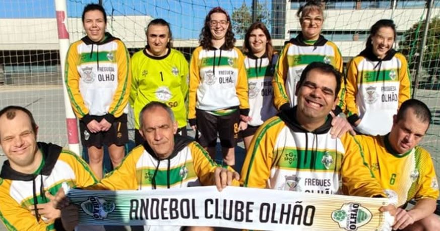 Janeiro de Conquistas: Nossa Equipa de Andebol em Ação