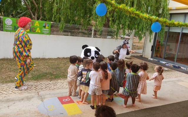 Dia Mundial da Criança no Porta Mágica e foi uma manhã verdadeiramente especial! 