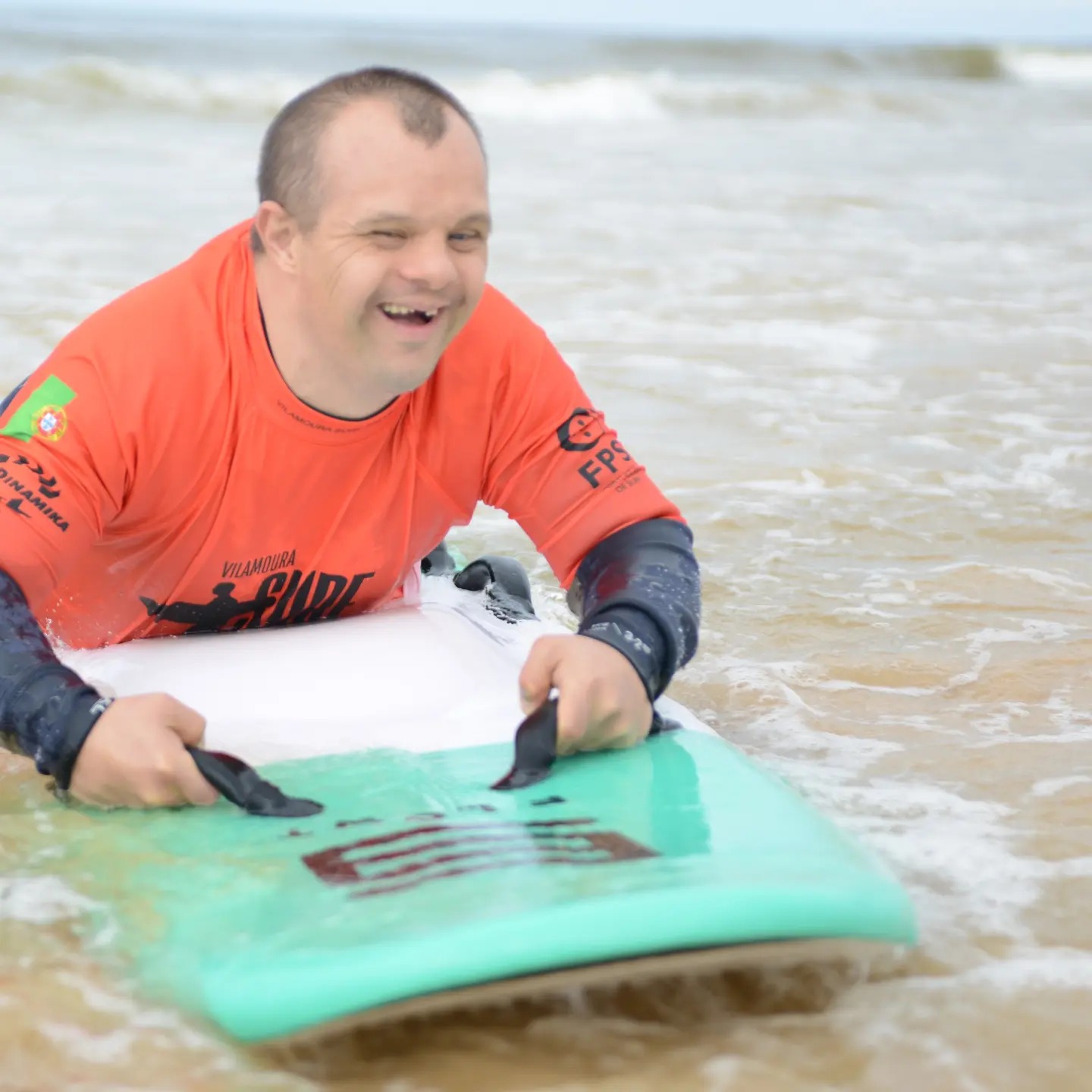 Aulas de Surf Adaptado do CACI