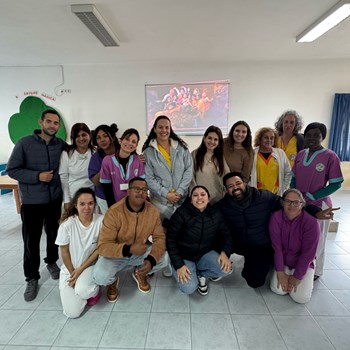 "Encanto" e União: Um Momento Especial em Equipa