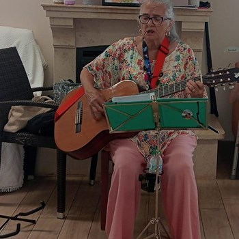 Uma Tarde de Música e Alegria 