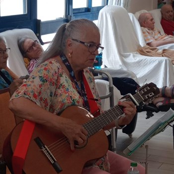 Uma Tarde de Música e Alegria 
