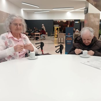 Sorrisos e Histórias Partilhadas