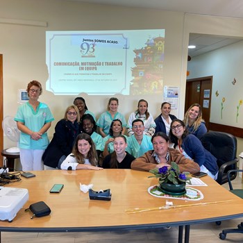 Formação em Comunicação e Trabalho em Equipa 