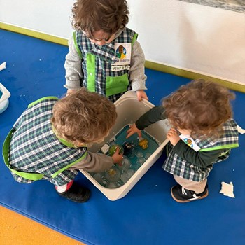 Atividade de Inverno na Creche Porta Mágica  